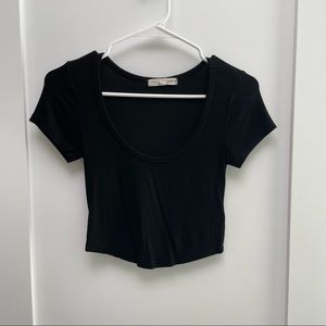 Black scoop neck crop top